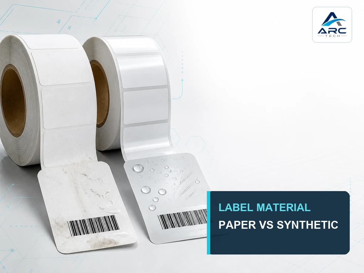 กระดาษ Label vs Synthetic Label ต่างกันอย่างไร เลือกวัสดุให้ตรงกับสภาพงาน